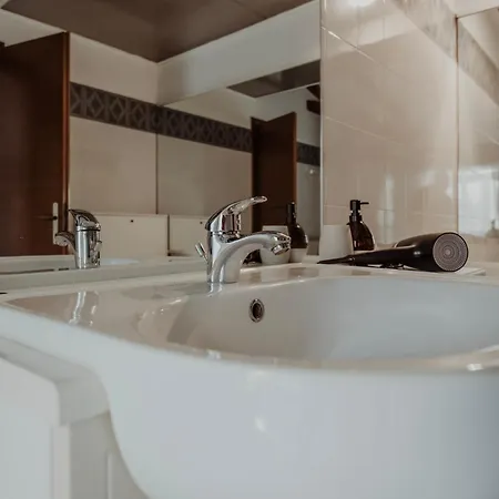 Artemar The Roof Piazza Unita شقة